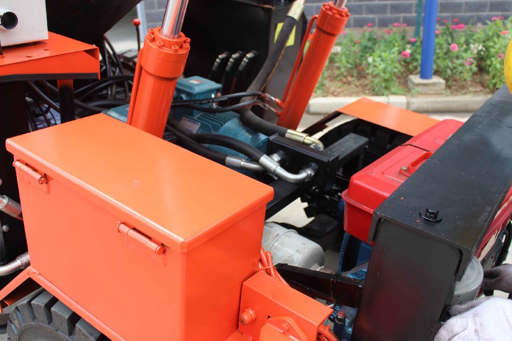 唐山 80 履帶扒渣機(jī)排名揭秘,知名品牌脫穎而出