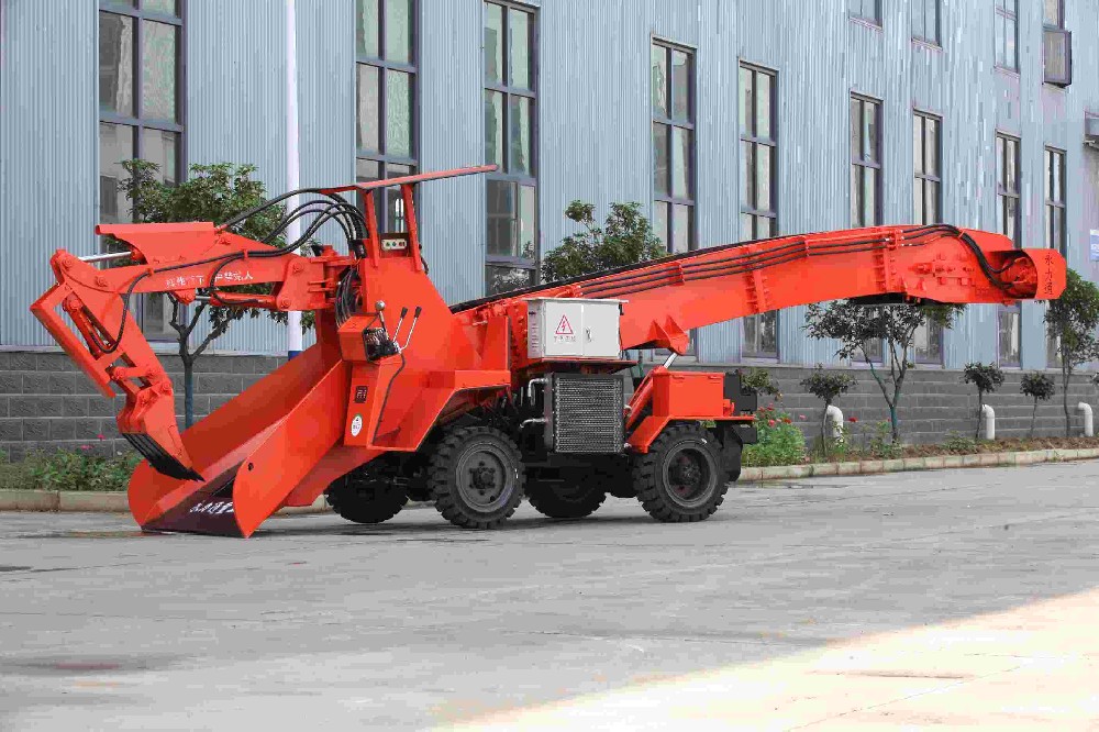 河南扒渣機履帶180型號優勢分析，耐用性如何？
