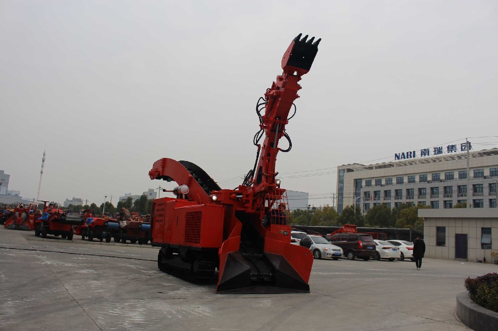 襄陽永力通扒渣機廠家實地考察報告
