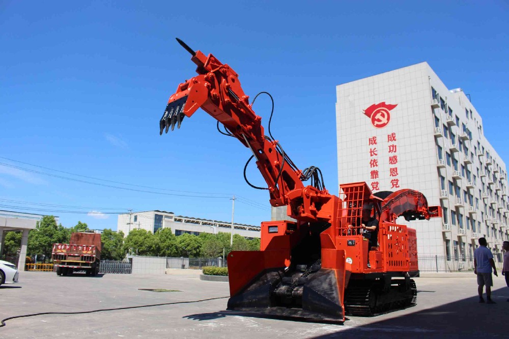 襄陽扒渣機(jī)廠家售后24小時救援實錄
