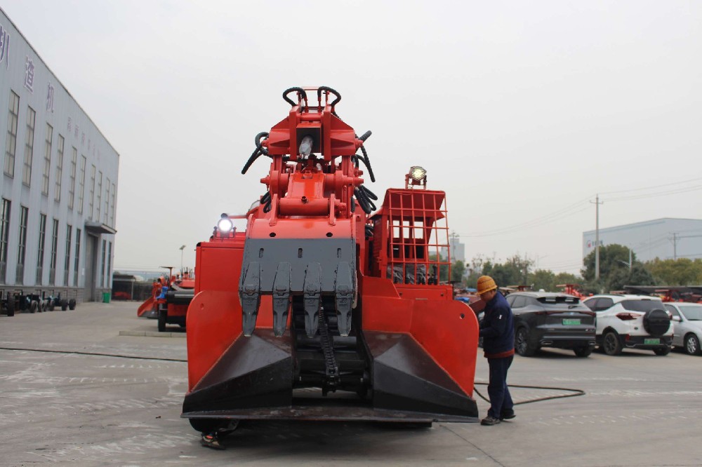 如何選擇適合榆林隧洞施工的扒渣機？
