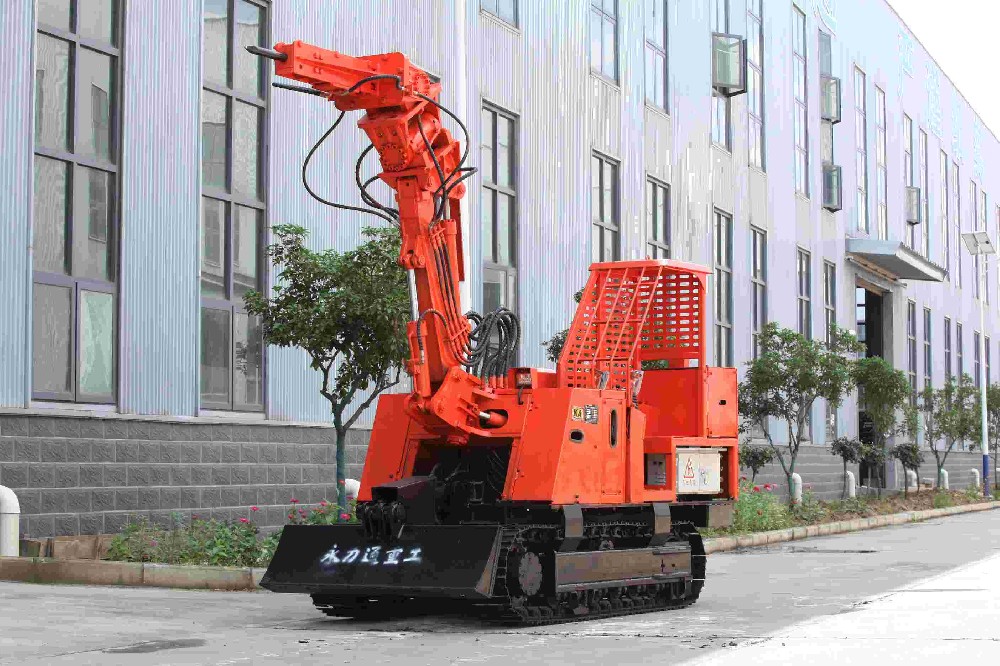 礦用扒渣機二手車價格暴跌，現(xiàn)在是入手時機？
