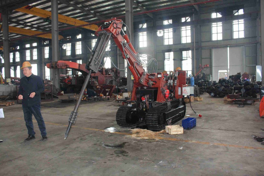 銅仁挖掘式扒渣機性能評測，值不值得入手？
