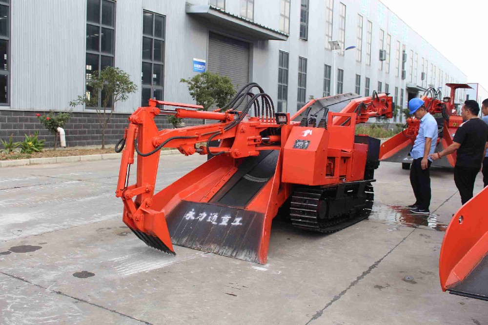 長(zhǎng)沙60型刮板扒渣機(jī)優(yōu)缺點(diǎn)分析，適合哪些工況？
